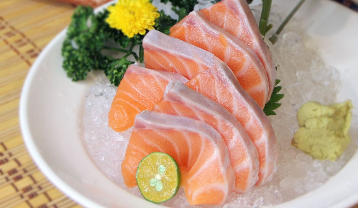 鮭魚生魚片（腹）